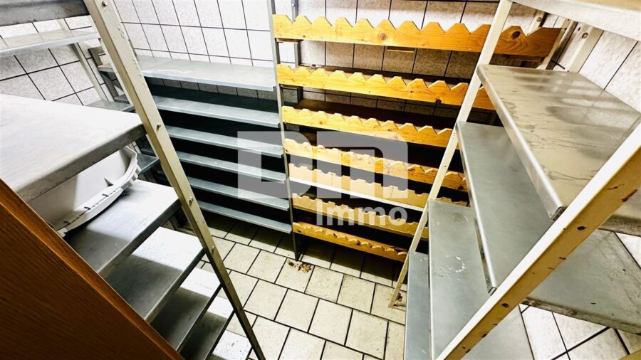 Lagerräume Souterrain von 3,5 bis 21 m² beheizt zentral in Bettenhausen an der Leipziger Str - K6